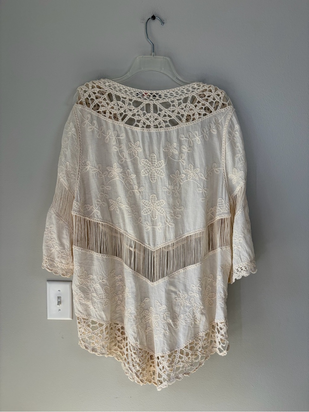 ORIGAMI By Vivian Ivory Cream Crochet Floral Embroidered Kimono Piece Size M/L - Picture 2 of 8